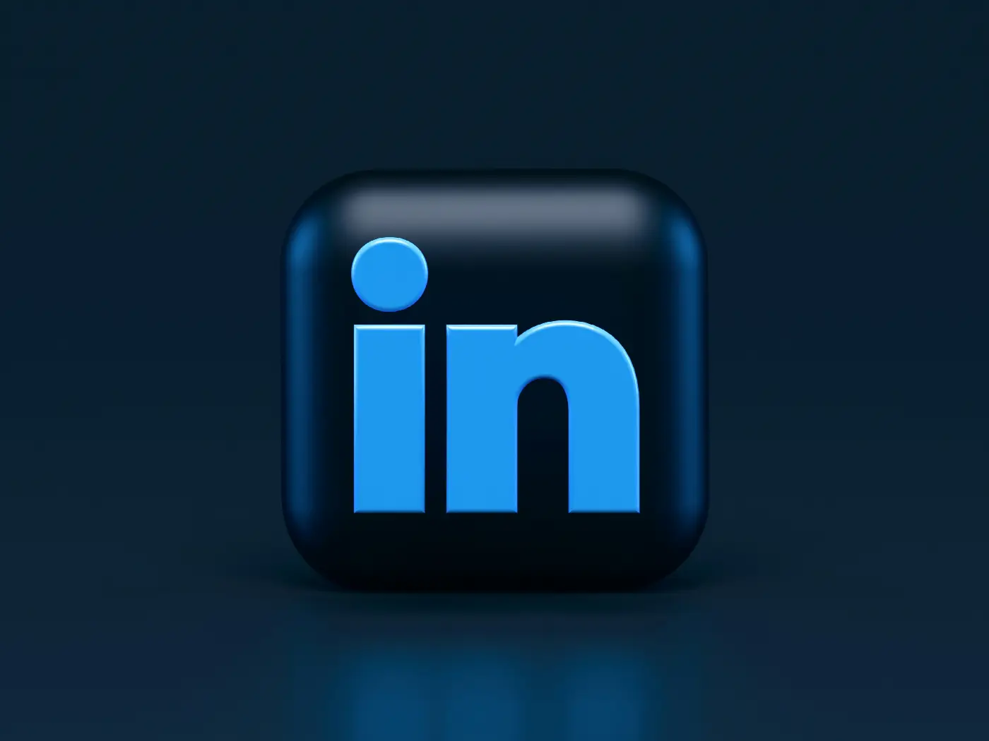 LinkedIn Marketing Agency: What They Do, What They Cost, and When to Hire One